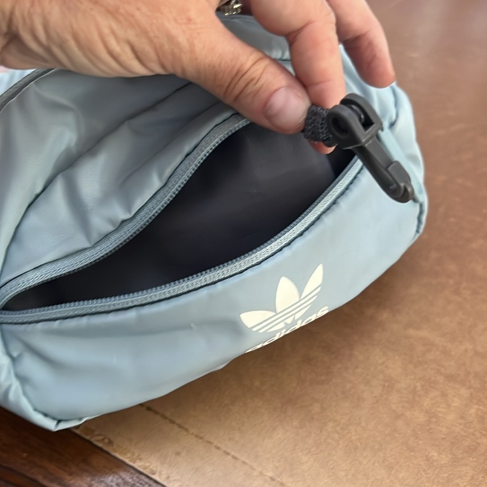 Adidas powder blue Fanny pack or sling GUC - Picture 5 of 5